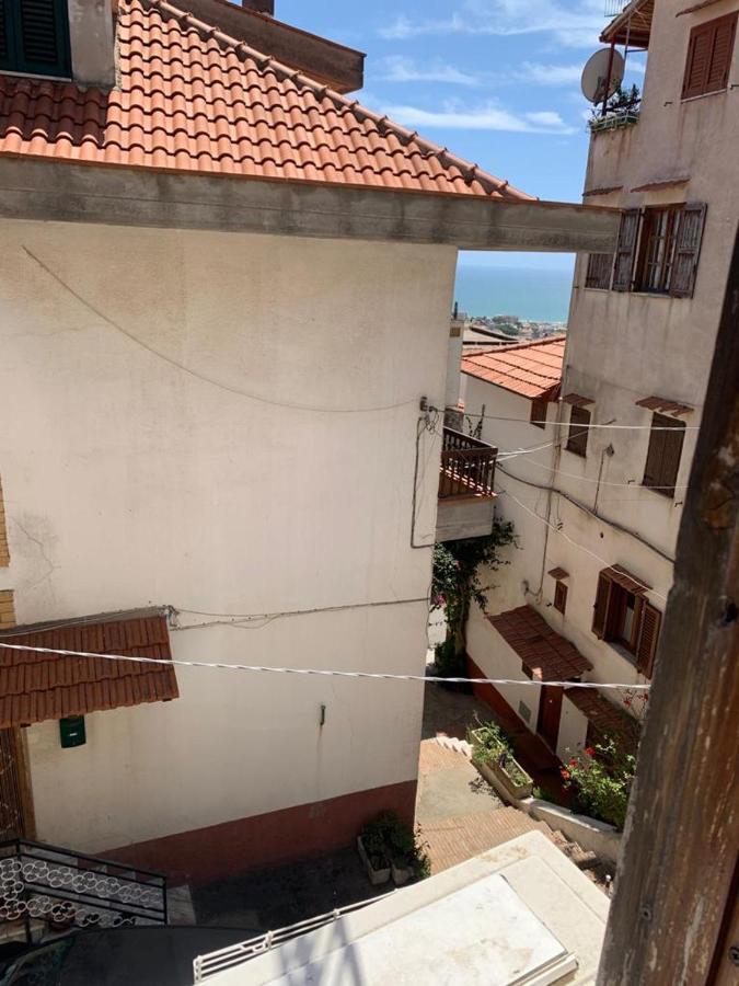 Ferienwohnung Casa Dercia Minturno Exterior foto